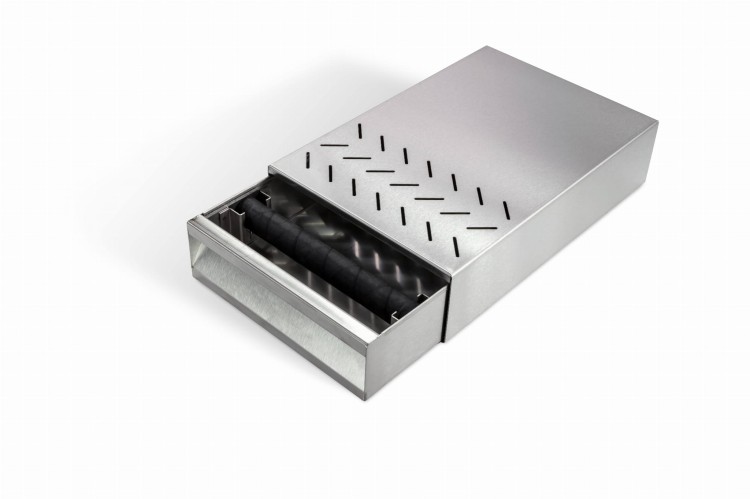 Wybijak z szufladą ze stali nierdzewnej 250×375×90 mm wysunięta szuflada z belką do wybijania, perforowany blat